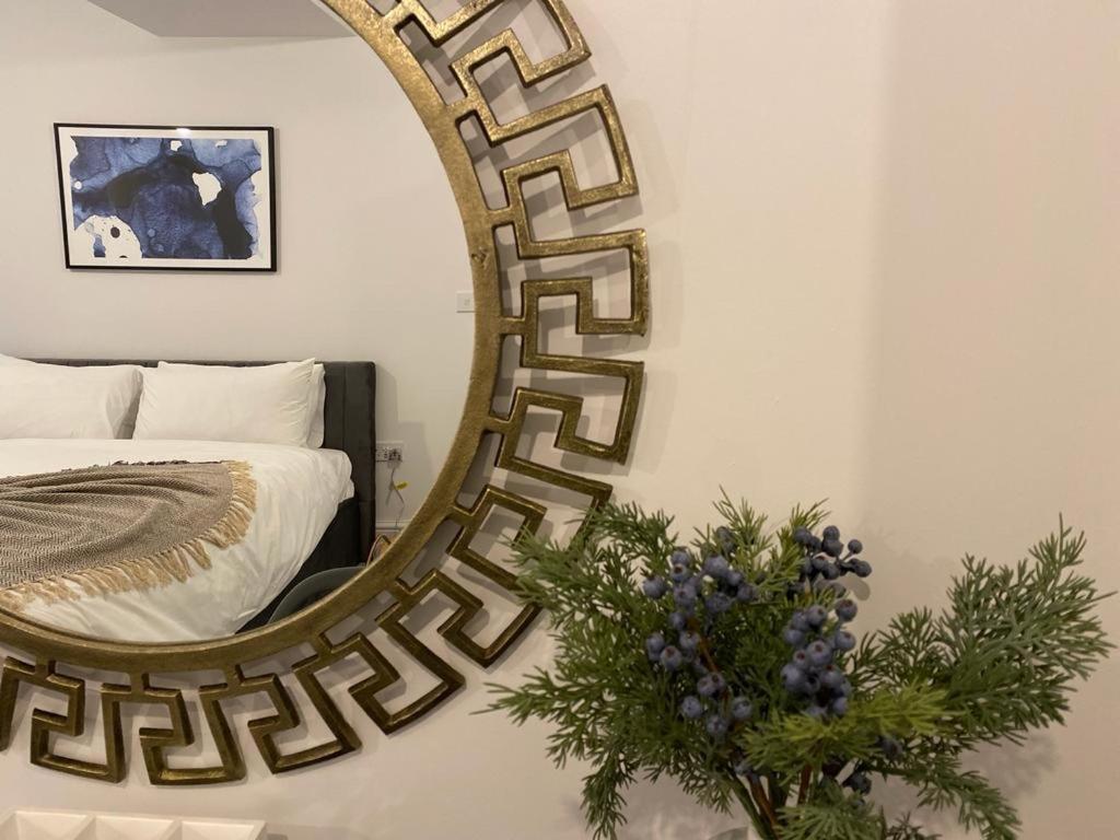 Apartament The Grove King Bed Wi-Fi Ev Charger Cheltenham Zewnętrze zdjęcie