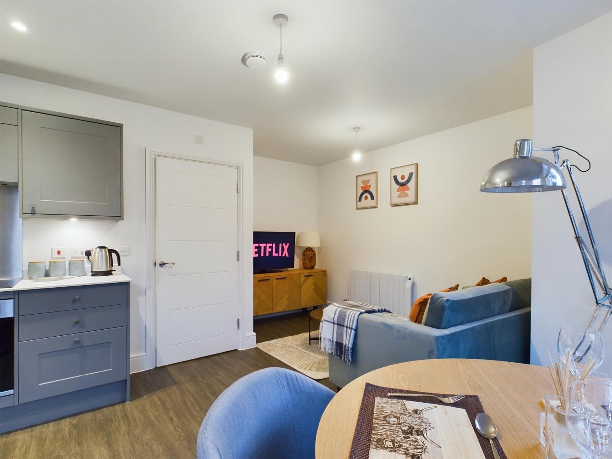 Apartament The Grove King Bed Wi-Fi Ev Charger Cheltenham Zewnętrze zdjęcie